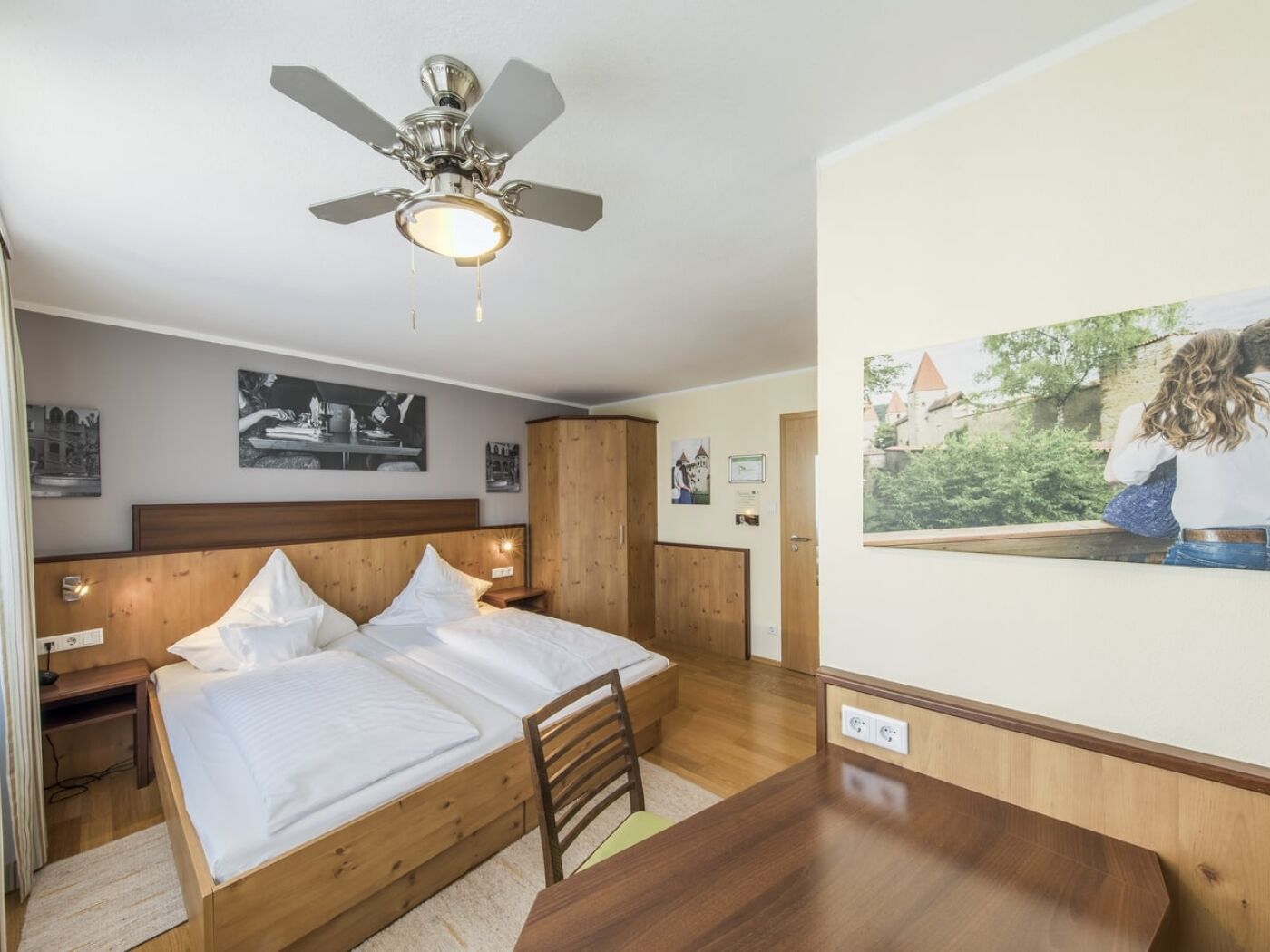 Doppelzimmer 1 Stafan Breunig - Ein Tag in Amberg