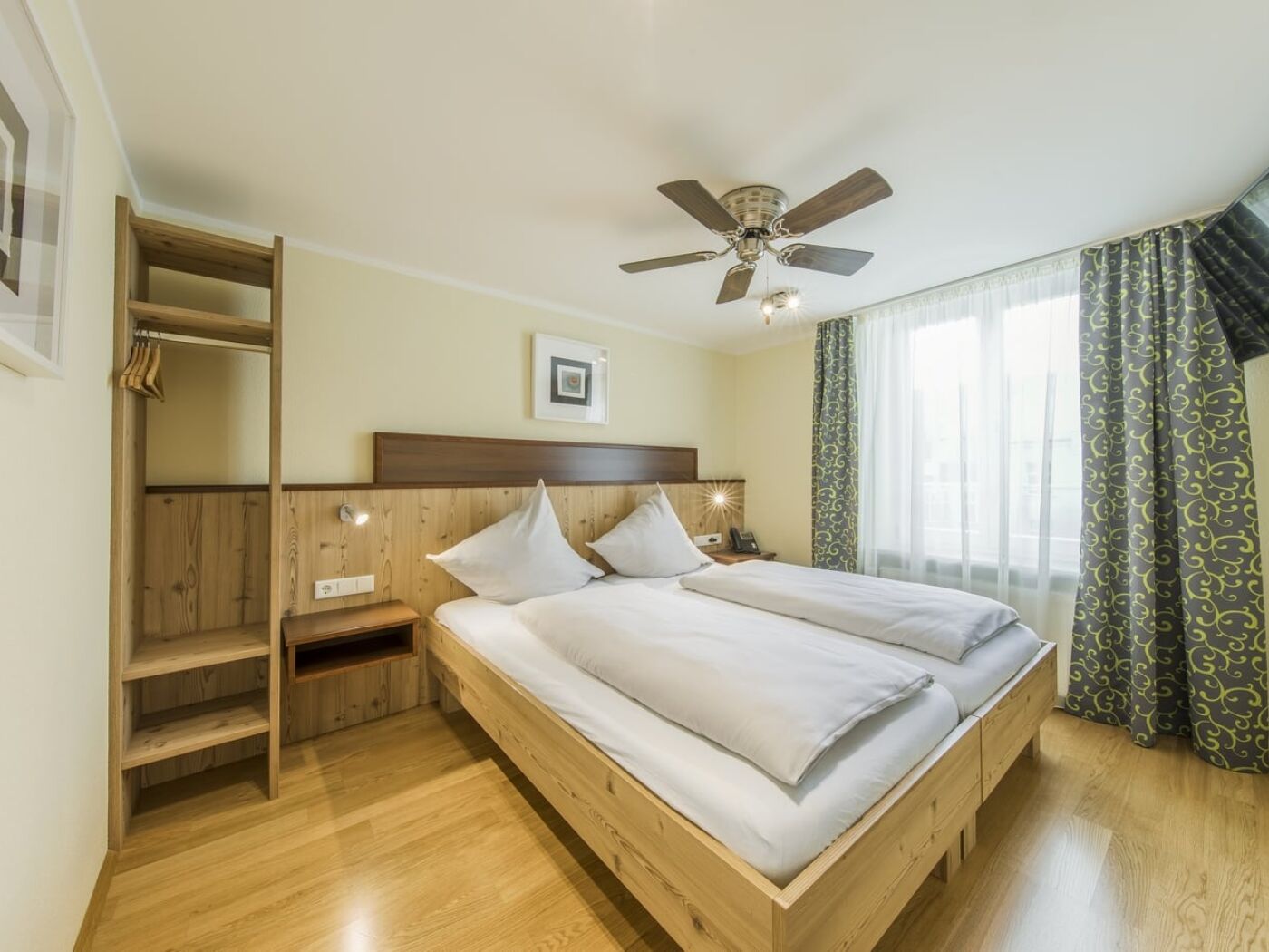 Suite 1 Marion Mack - mikromakromakromikro - Schlafzimmer