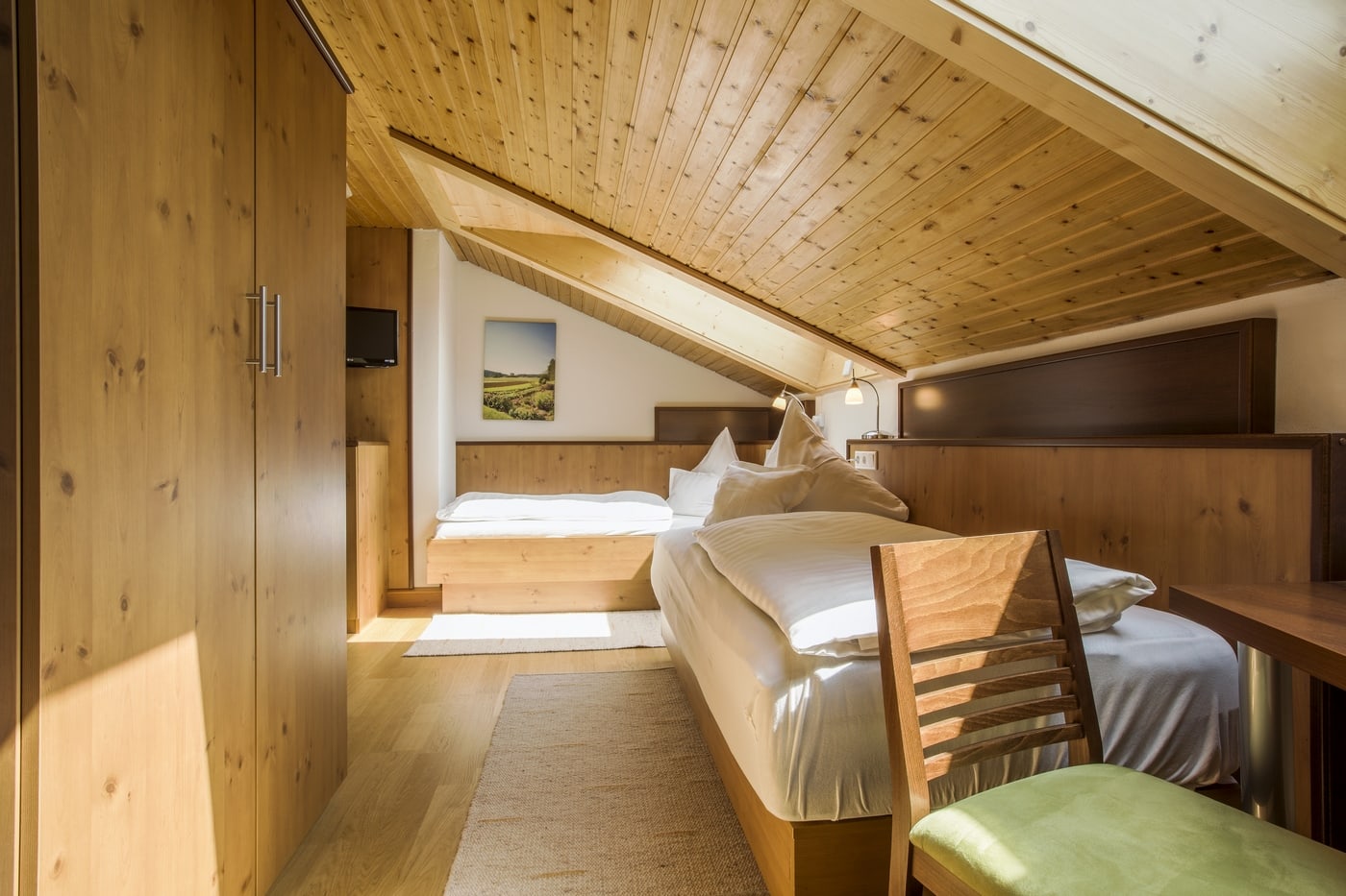 Dreibettzimmer-hotel-brunner-2