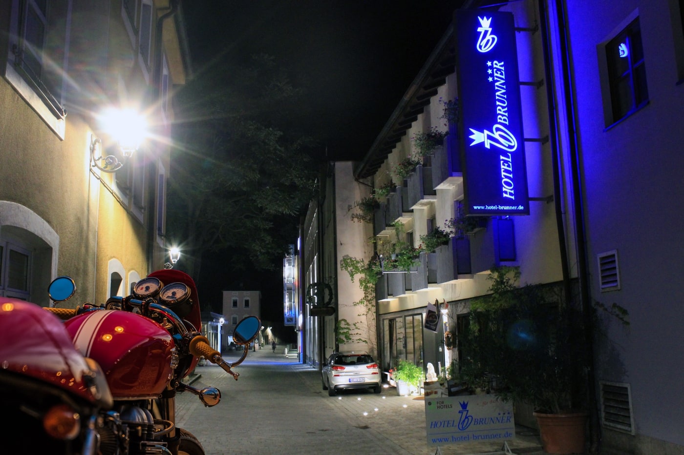 Motorcyclists enjoy numerous advantages at Hotel Brunner.