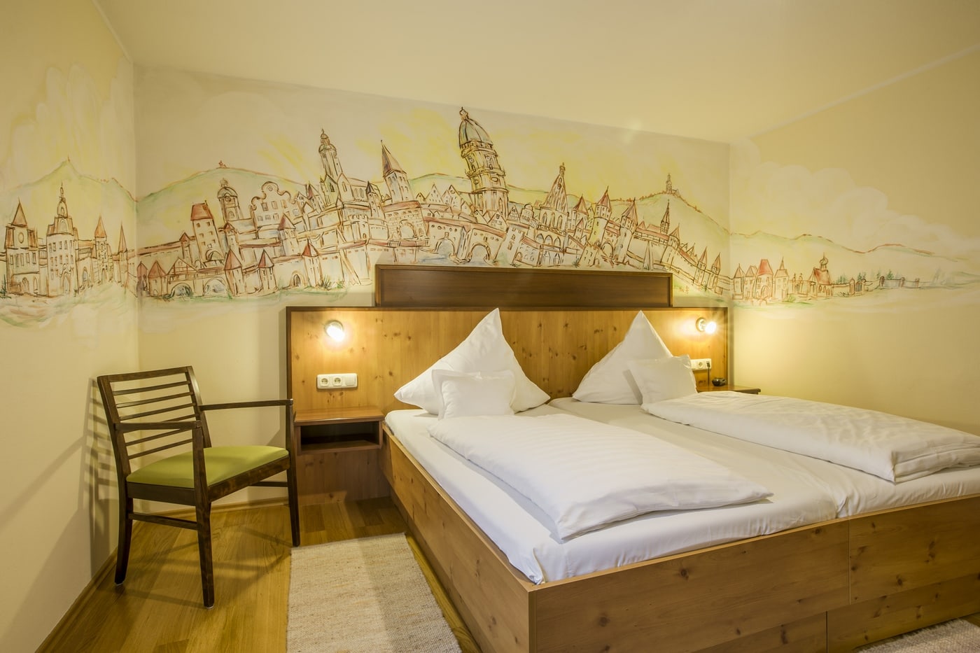 Heini Hollow Cavity Room 47-2
