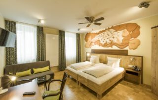 StimulART Preis für Kunst im Hotel 10 Doppelzimmer gestaltet von Lilian Kovács