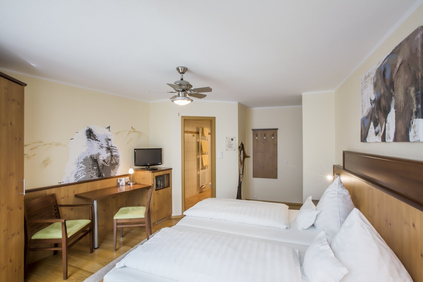Marcus Trepesch, Room Zoo, Room 25-4