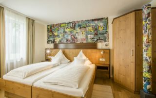 StimulART Preis für Kunst im Hotel 8 Doppelzimmer gestaltet von Michaela Peter