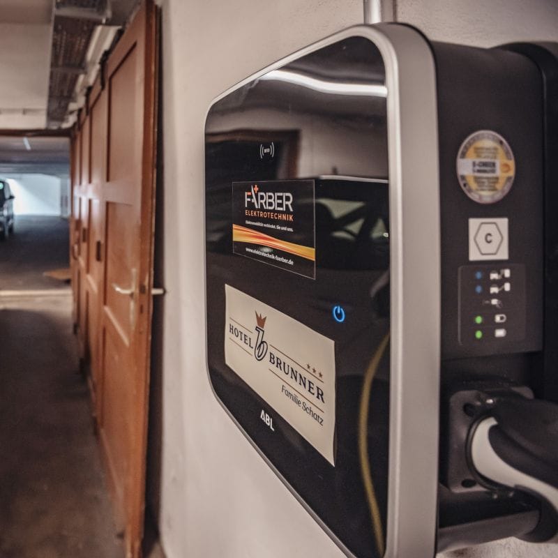 Hotel Brunner Amberg 3 e-car-charging-square